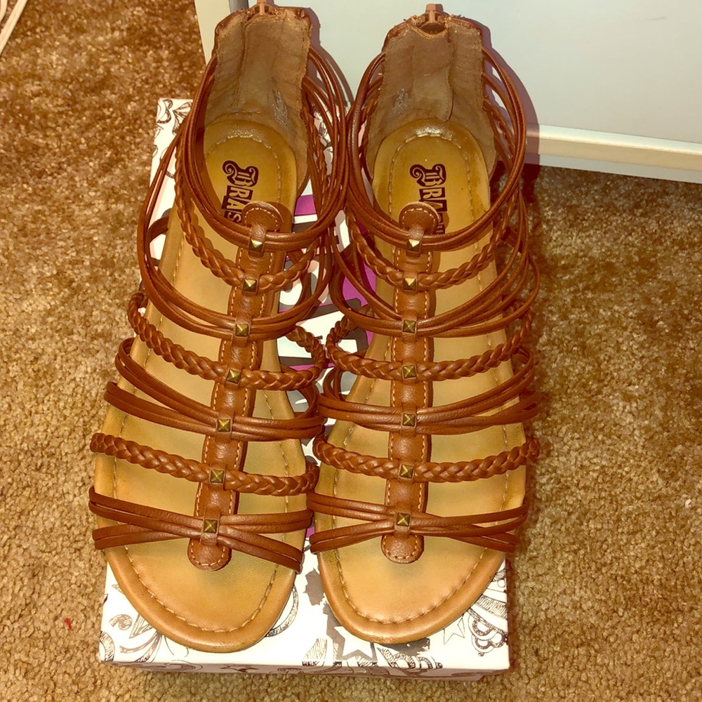 Brash Tan sandals